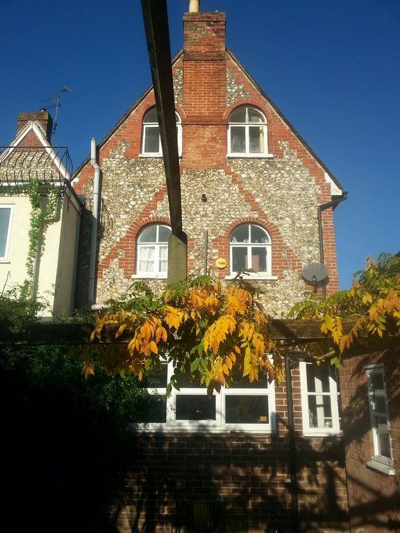 Rowlands Castle No 41 Bed & Breakfast Exterior photo